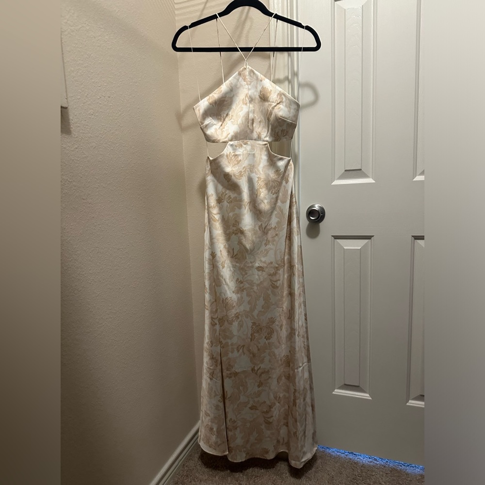 NWT Significant Other “Holly” cutout halter dress